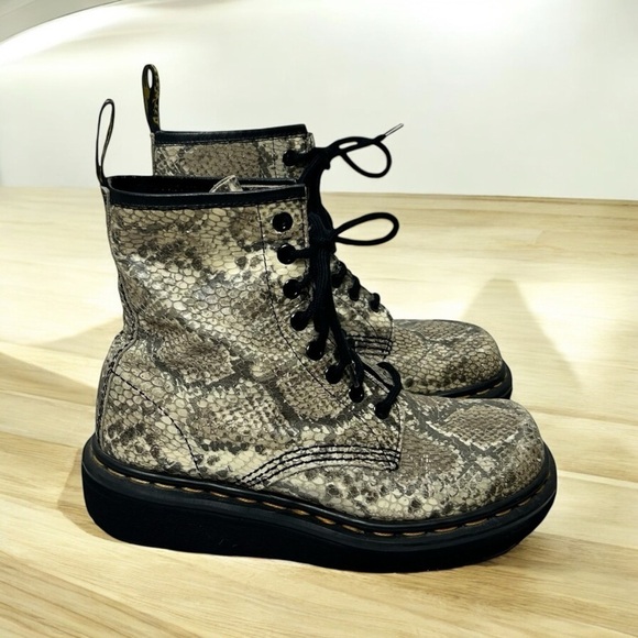 Dr.Martens DMs 1460 Vintage 90’s SnakeSkin wedge platform England Boots US6 - Picture 1 of 13